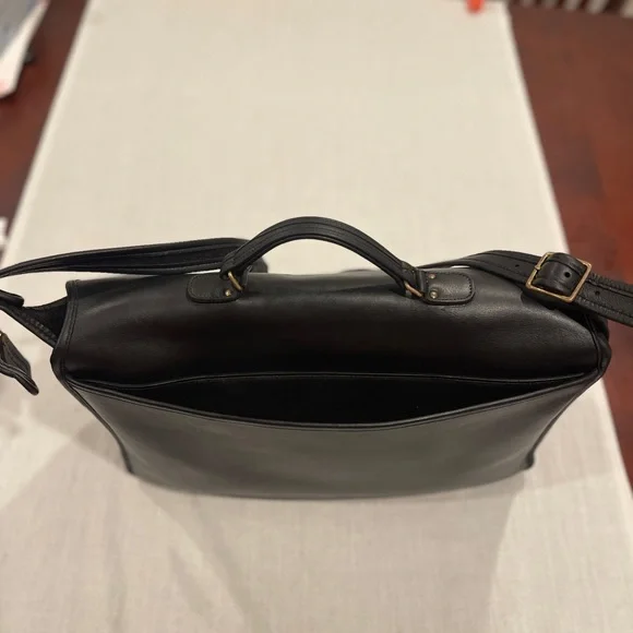 Vintage Coach Smooth Black Leather Metropolitan Briefcase Adj Strap 1133-311 OBO - Picture 10 of 16